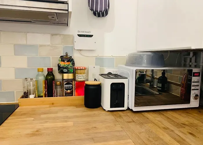 Apartmán Superior Safari Themed Flat With Parking *