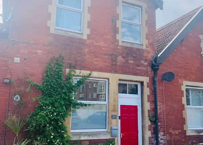 Superior Safari Themed Flat With Parking